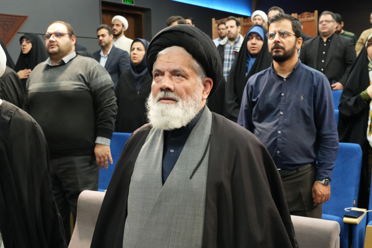 آیت ا... قوامی: &quot;اساس حکمرانی و مدیریت، نظم است. مکان حکمران مکان نخ تسبیح است. جایگاه برپا کننده نظم و حکمرانی جایگاه نظام است.&quot;